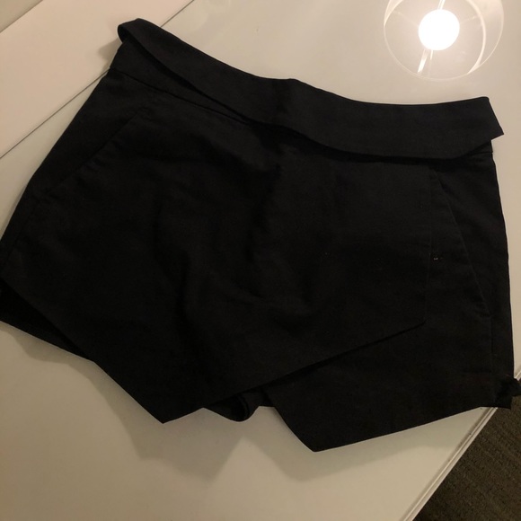 Talula Berklee Skort - Picture 3 of 4